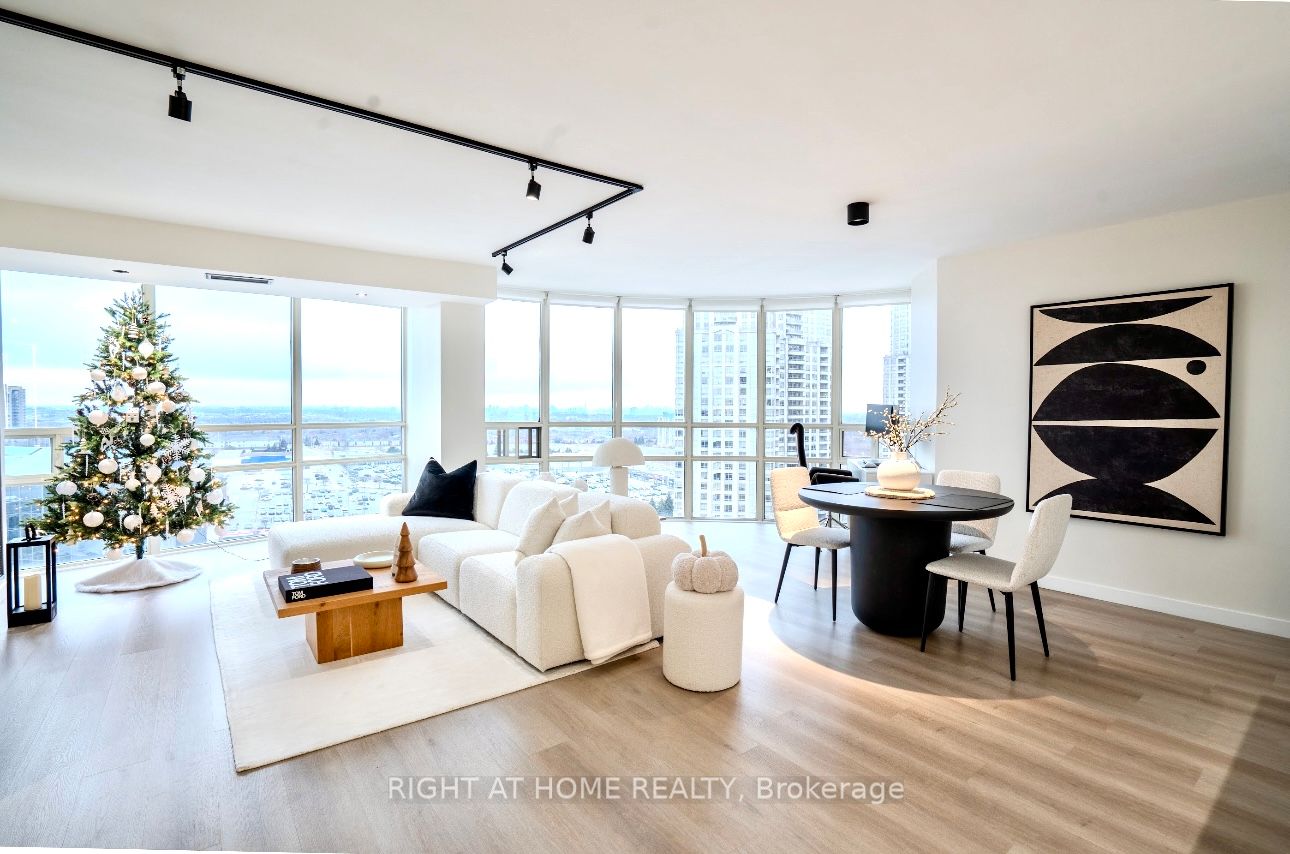 50 Eglinton Avenue 1705