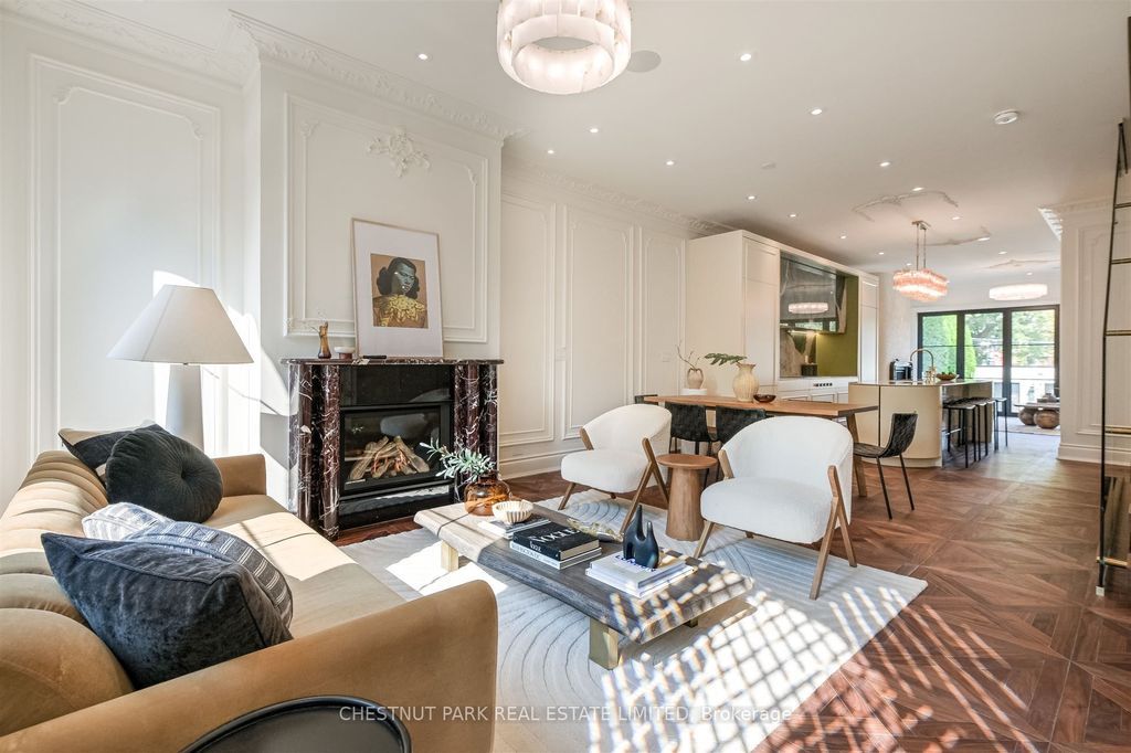 Photo of 539 Crawford Street, Toronto, ON M6G 3J9 (MLS # C12410229)