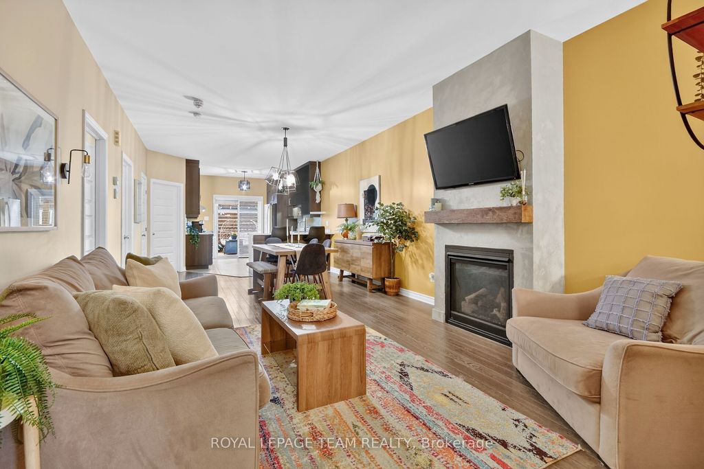 Photo of 143 St Malo Place, Russell, ON K0A 1W0 (MLS # X13452970)