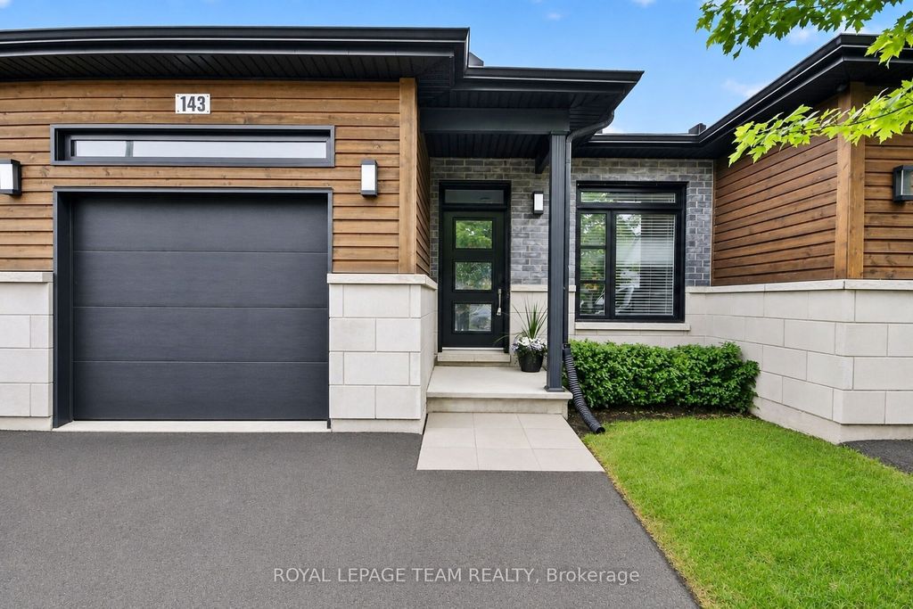 Photo of 143 St Malo Place, Russell, ON K0A 1W0 (MLS # X13452970)