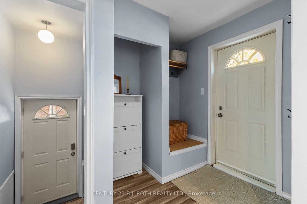 Photo of 279 Nottawasaga Street, Orillia, ON L3V 3K5 (MLS # S14119014)