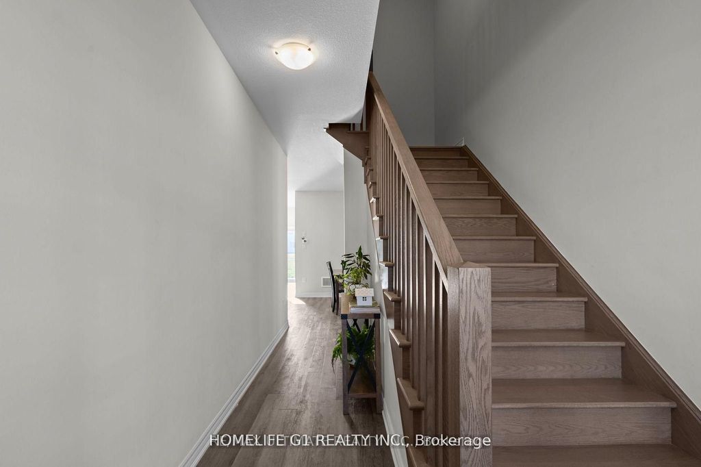 Photo of 340 McEachern Lane, Gravenhurst, ON P1P 0H8 (MLS # X12906808)