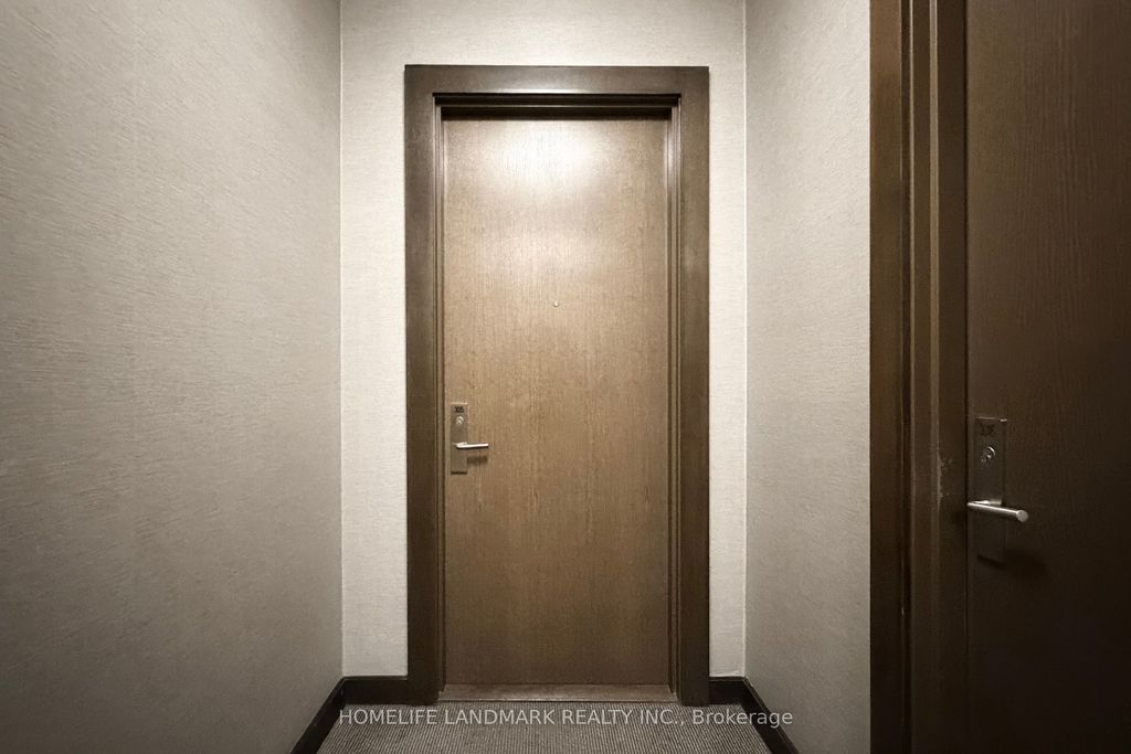 Photo of 386 Yonge Street #3015, Toronto, ON M5B 0A5 (MLS # C12917522)