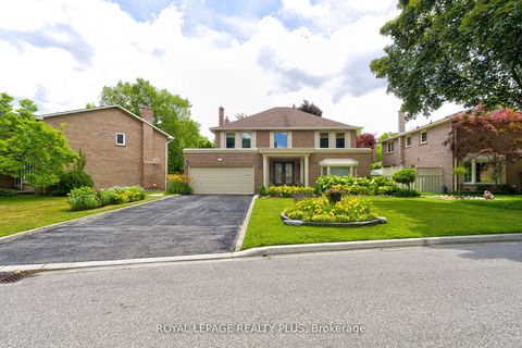 Property photo of 1760 featherston court, mississauga, ON l5l 3e3