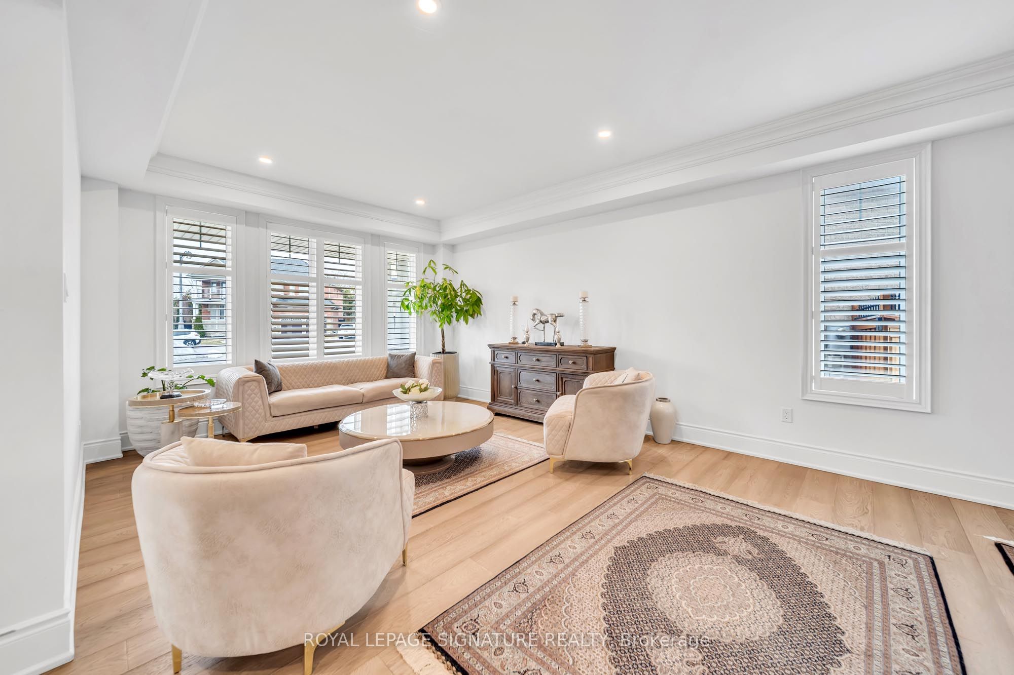 17 Roderick Court