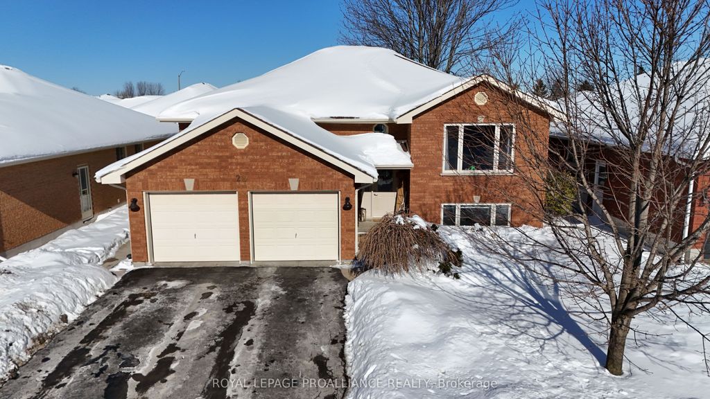 Photo of 28 Oak Ridge Boulevard, Belleville, ON K8N 5W1 (MLS # X12750782)