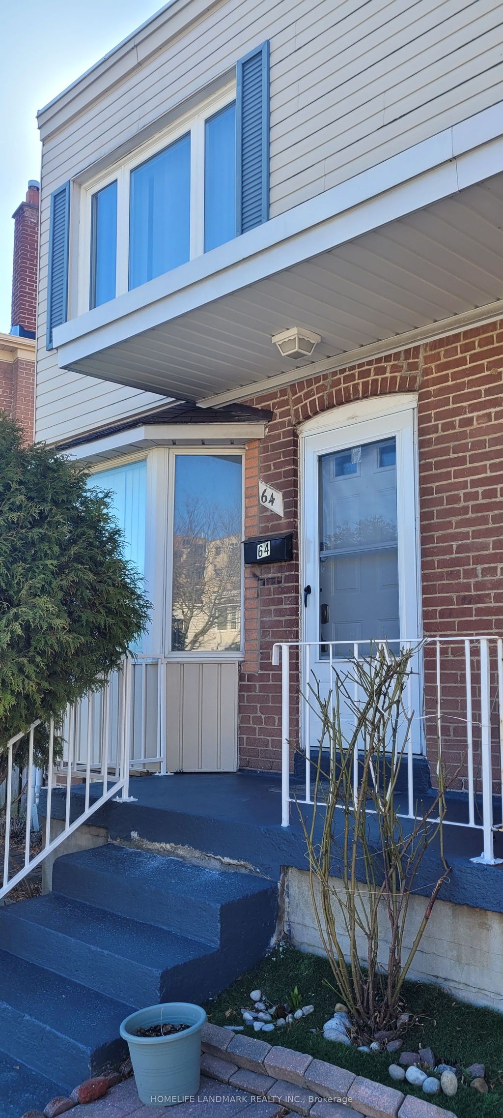 Photo of 740 Kennedy Road #64, Toronto, ON M1K 2C5 (MLS # E13017990)