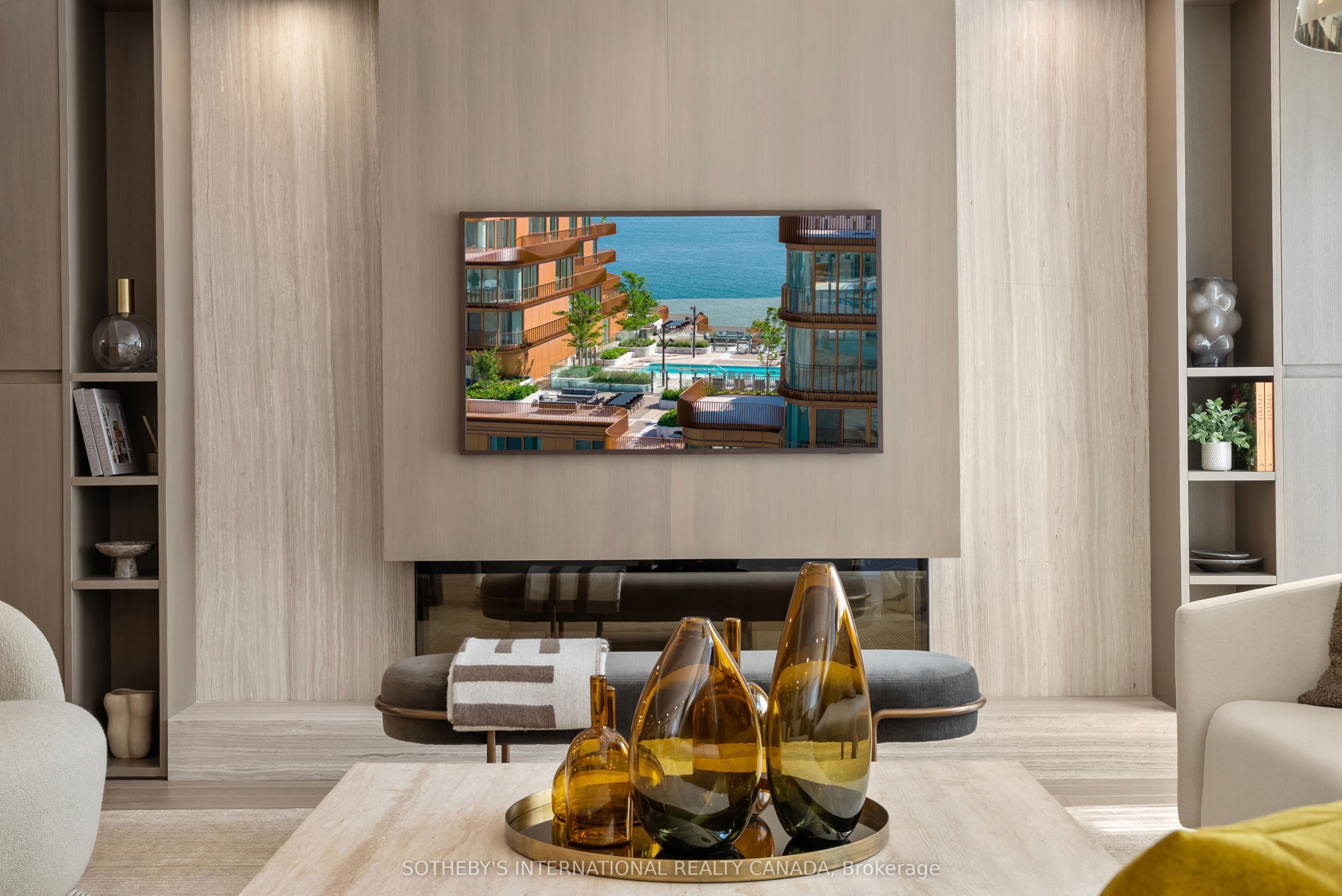 155 Merchants' Wharf N/A 217