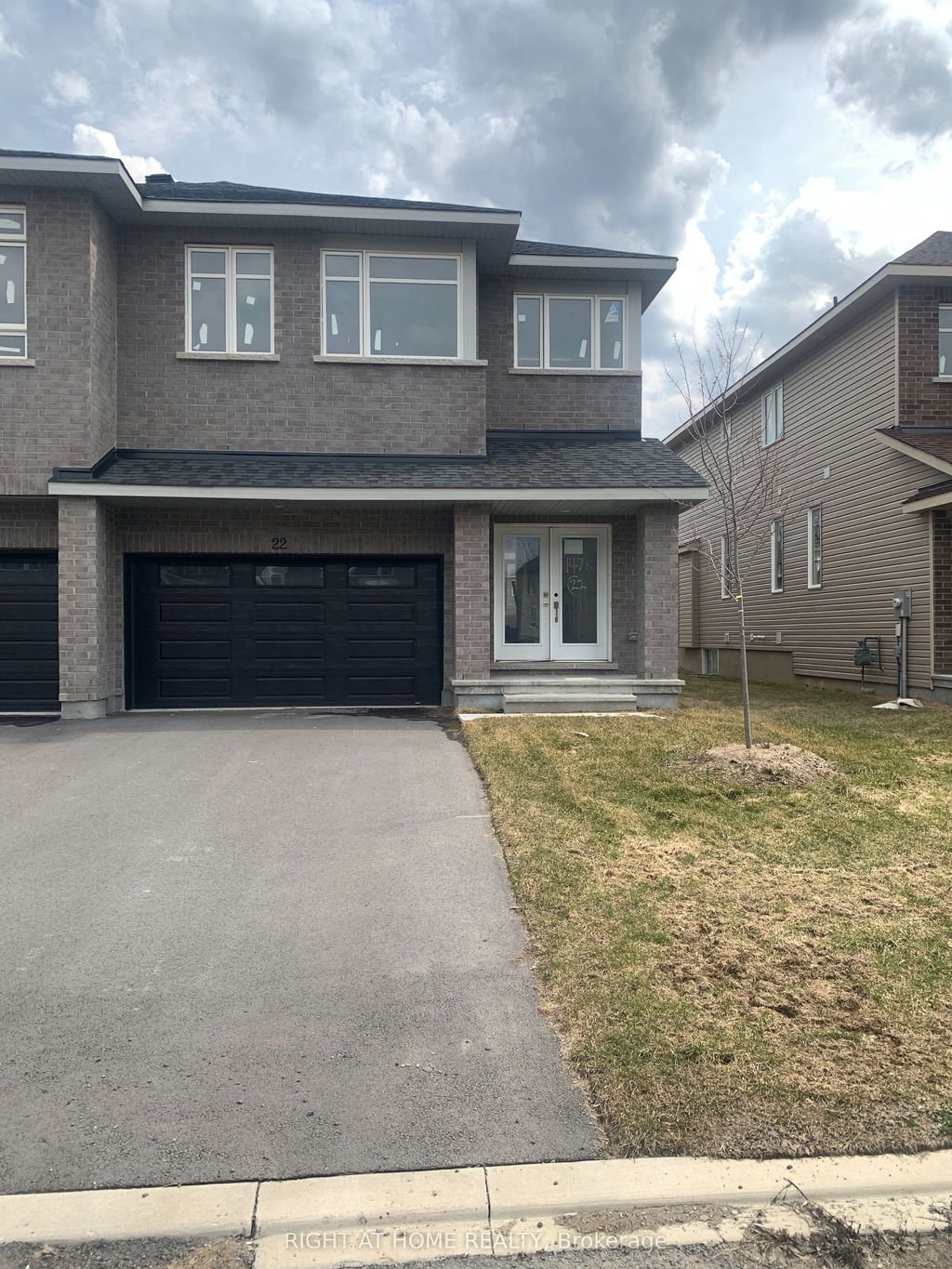 Photo of 22 Wylie Way, Carleton Place, ON K7C 0C4 (MLS # X12993998)