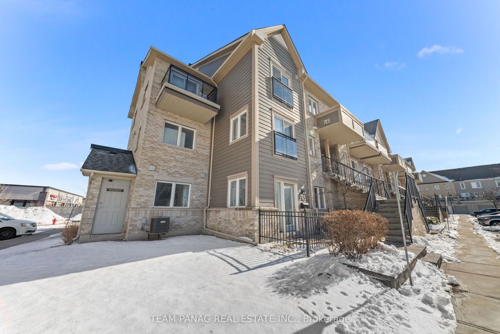 Photo of 60 Fairwood Circle #85, Brampton, ON L6R 0Y6 (MLS # W12892070)