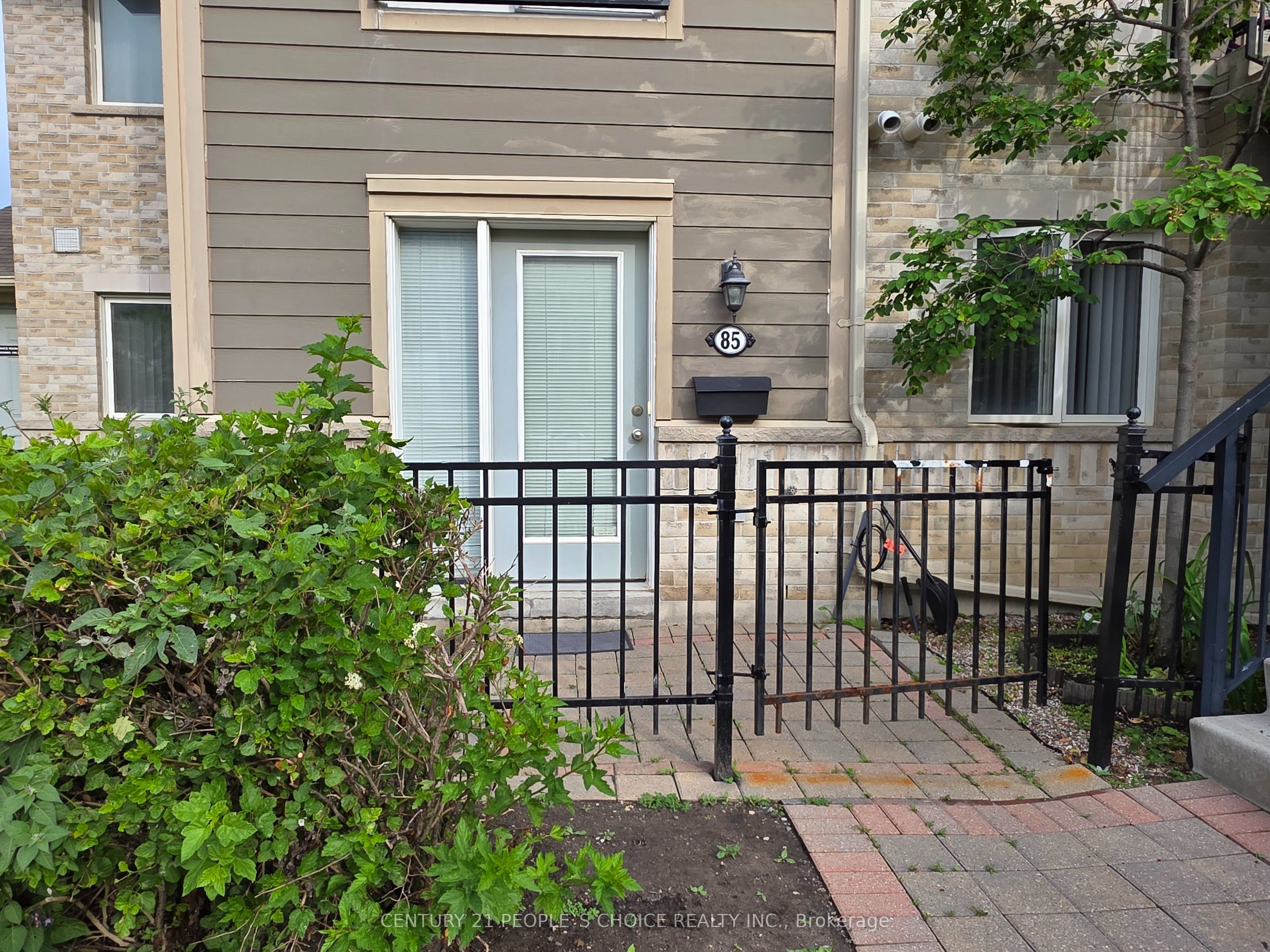 60 Fairwood Circle 85