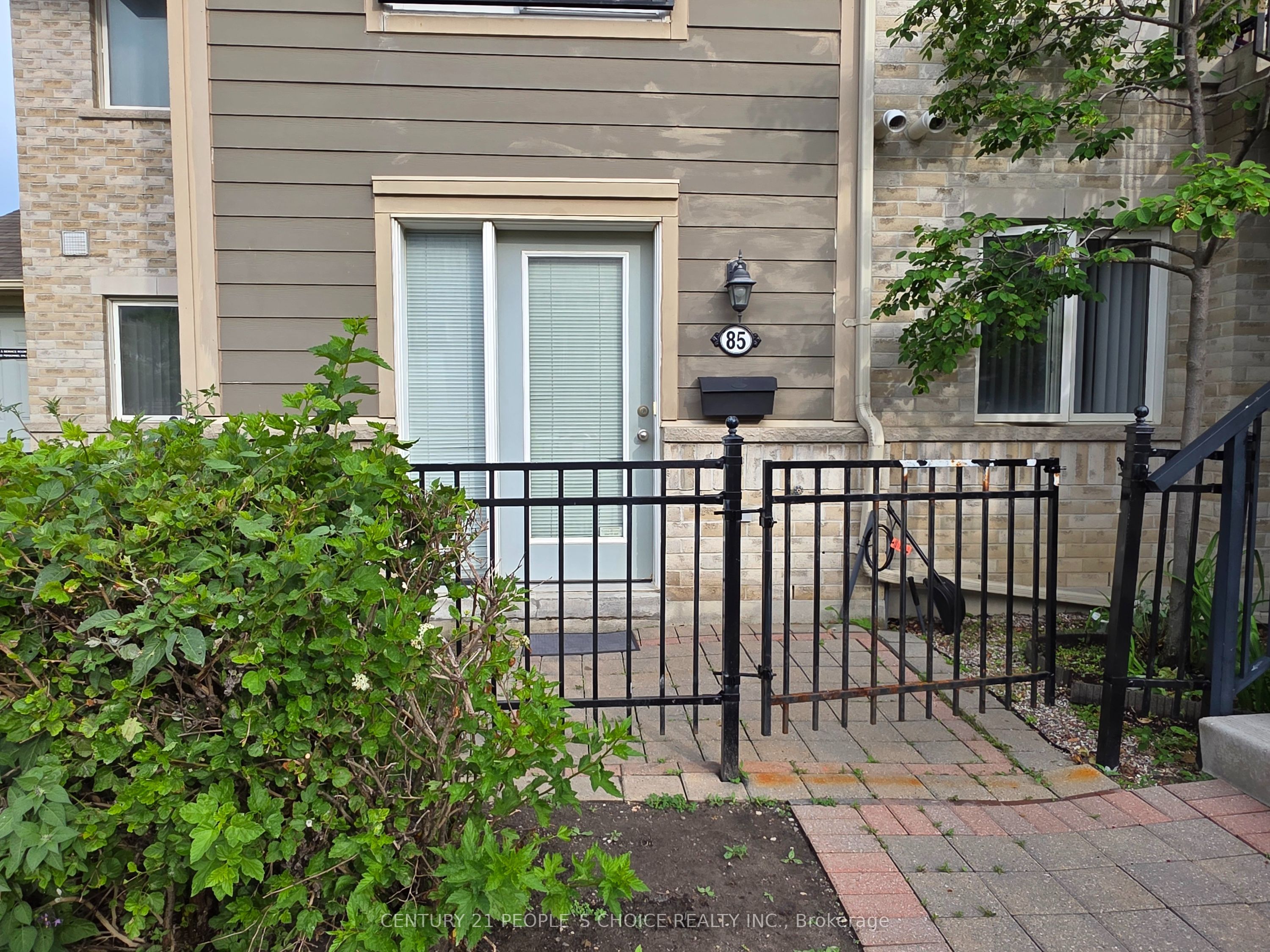 60 Fairwood Circle 85