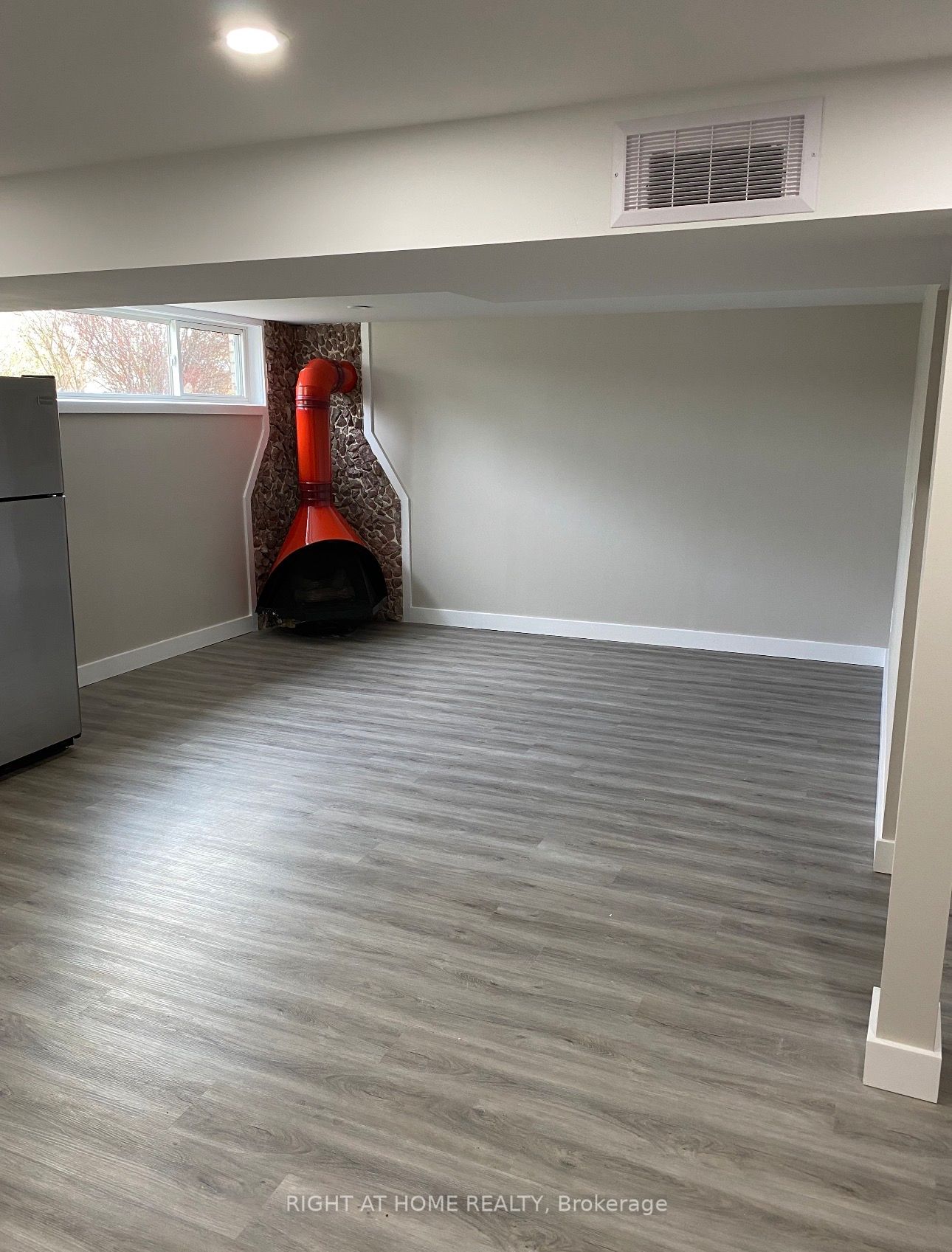 38 Summerfield Crescent