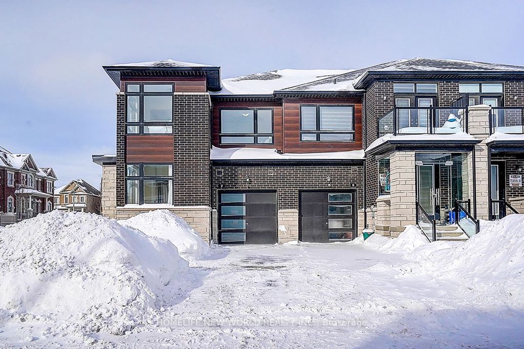 Photo of 2 Hercules Club Drive, Richmond Hill, ON L4E 1K6 (MLS # N12837232)