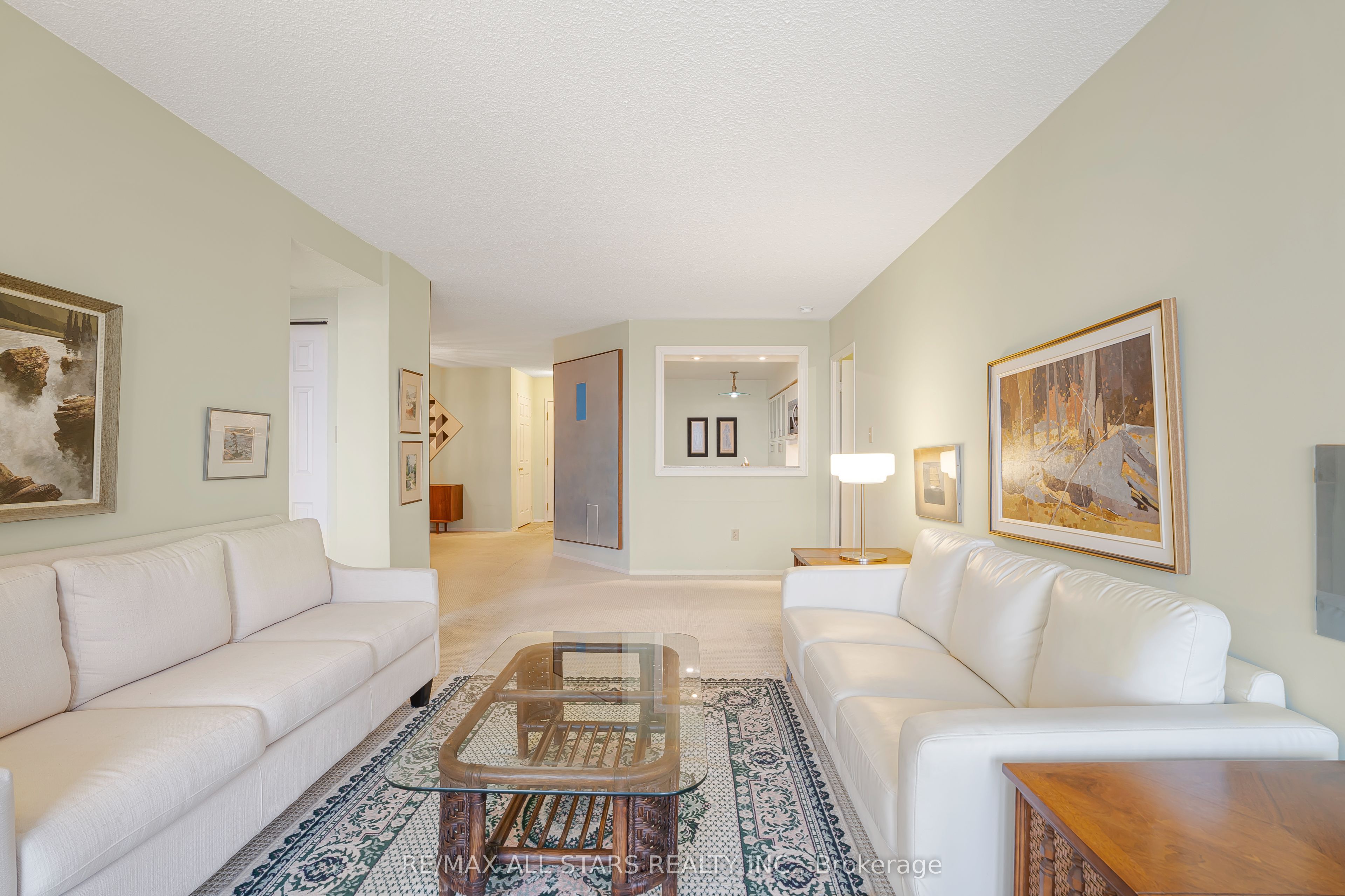 25 Austin Drive 817