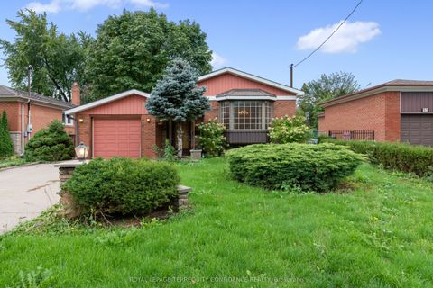 Photo of 50 Wynn Road, Toronto, ON M2R 1S9 (MLS # C12581656)