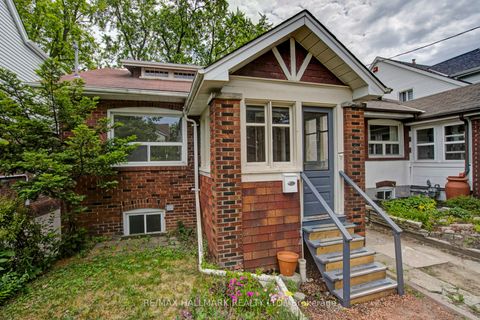 9 Costain Avenue Toronto ON M4E 2G7