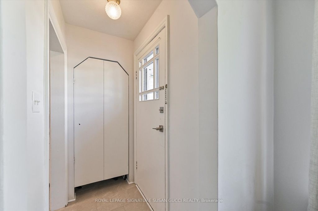 Photo of 90 Meighen Avenue, Toronto, ON M4B 2H7 (MLS # E12438303)