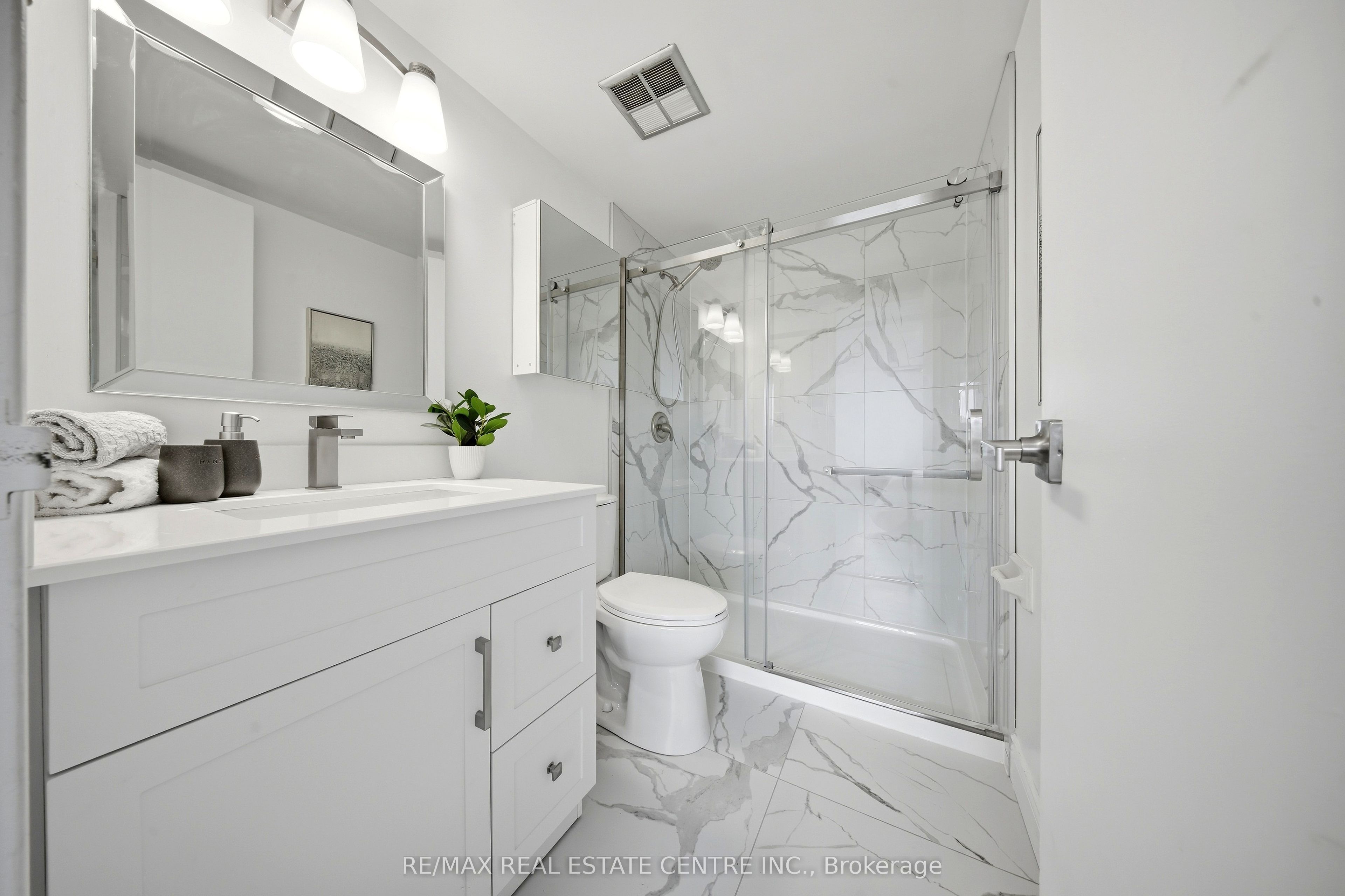 2055 Upper Middle Road 602