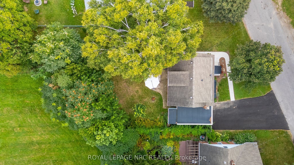Photo of 17 Winston Road, St. Catharines, ON L2M 4R1 (MLS # X13859406)