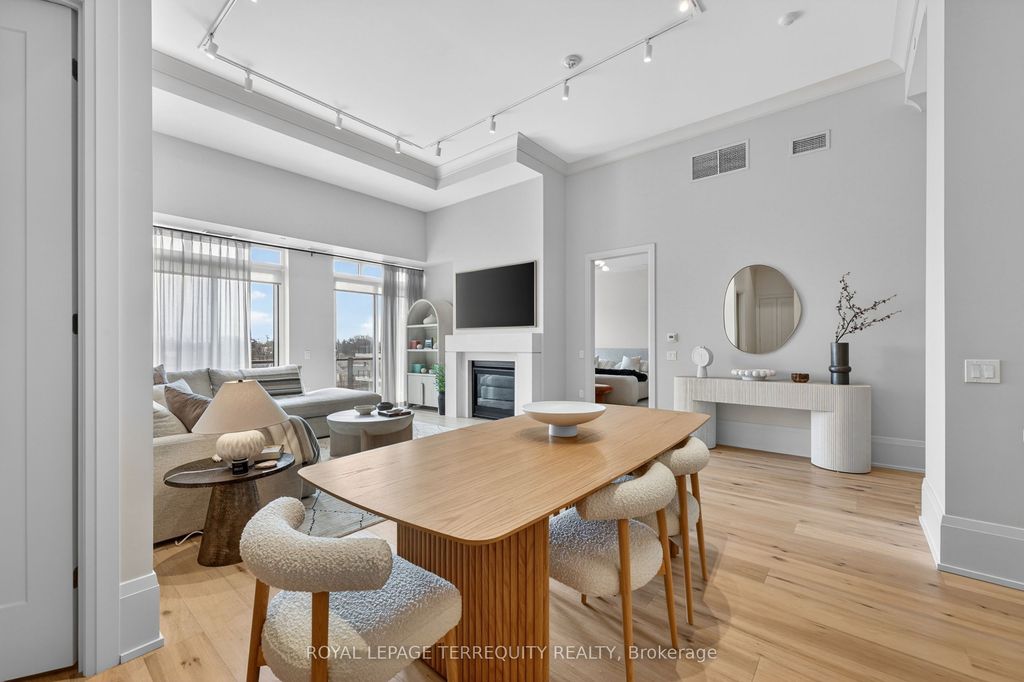 Photo of 1 Hume Street #PH 615, Collingwood, ON L9Y 0X3 (MLS # S13040346)