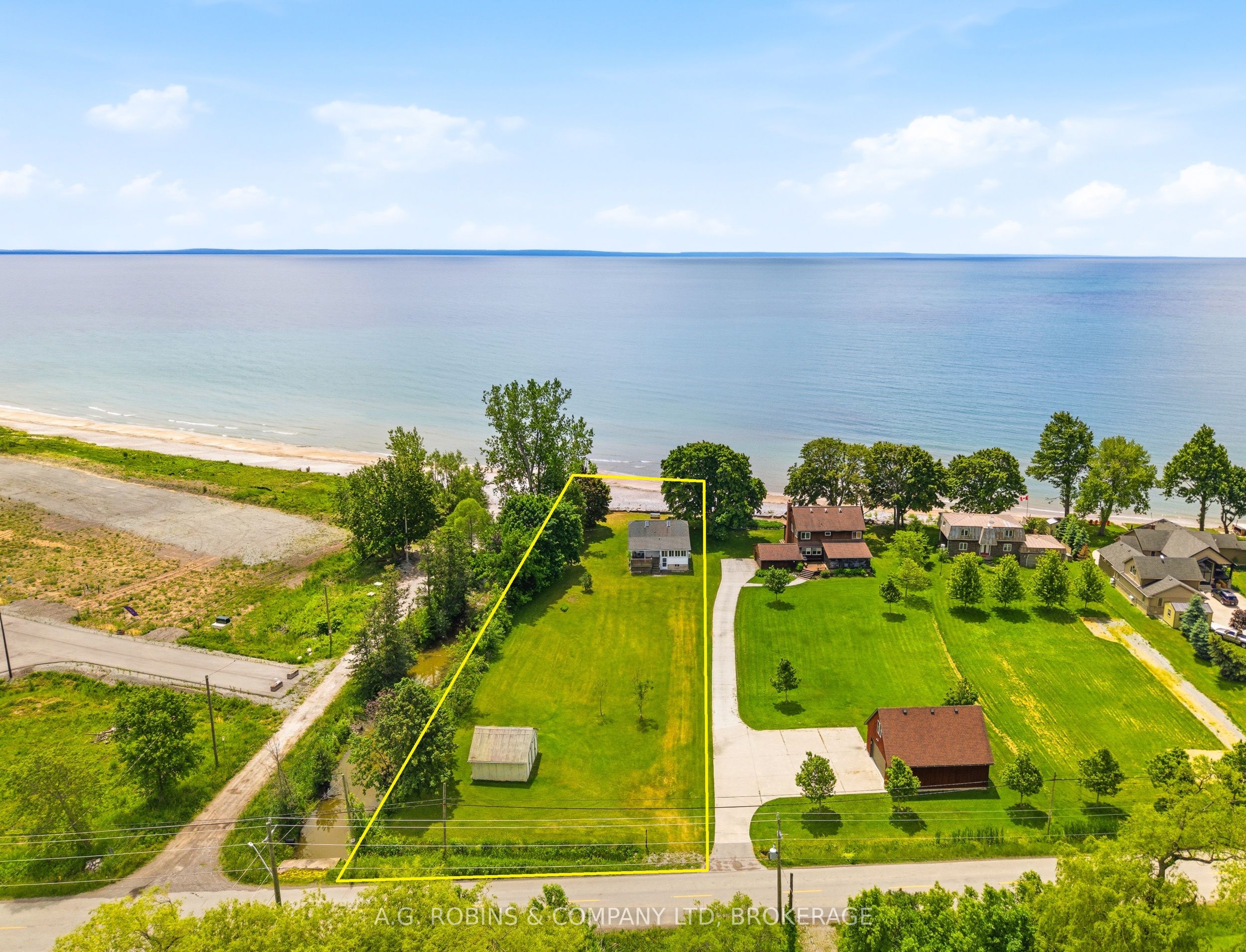 11803 Lakeshore Road