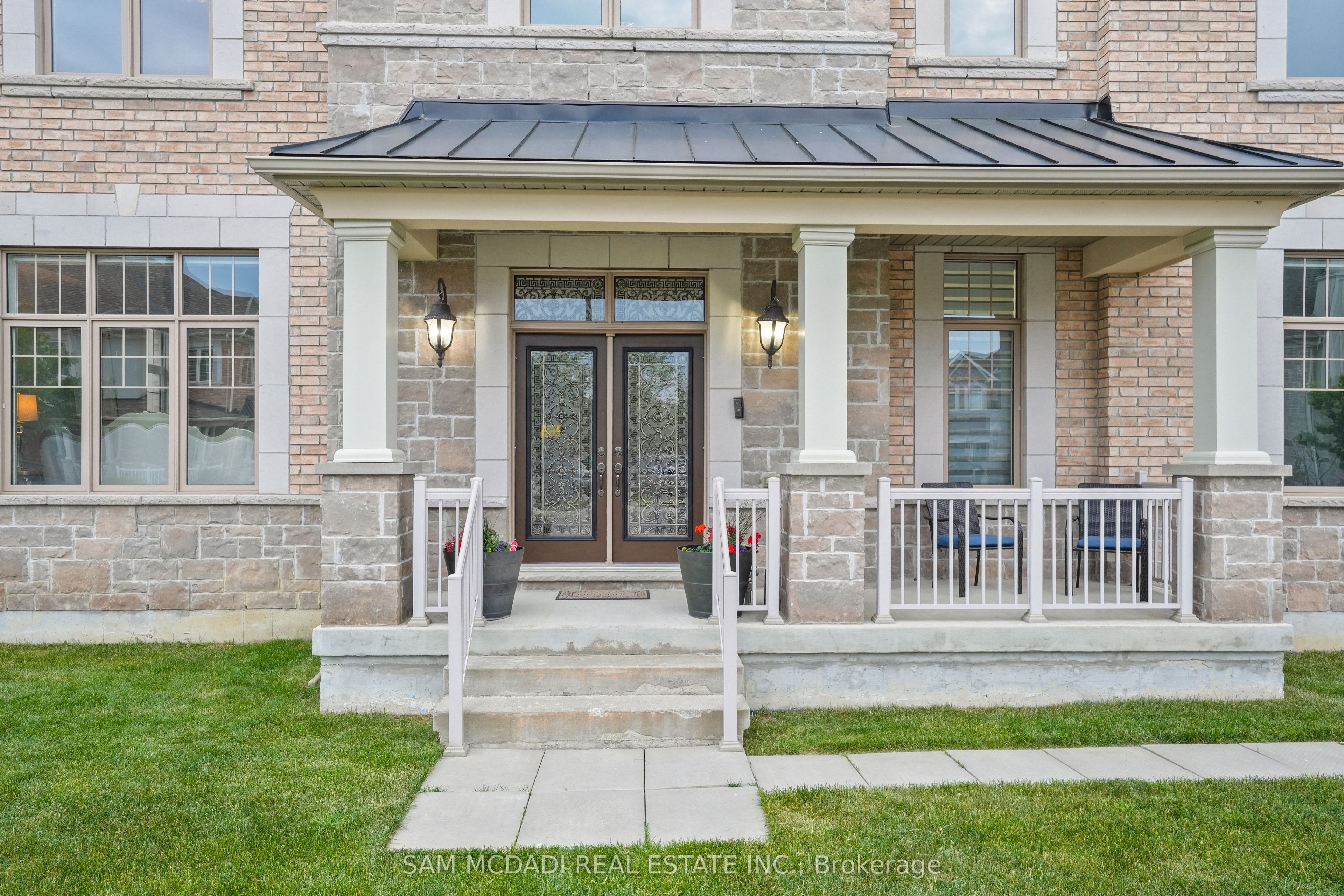 11 Burlwood Road