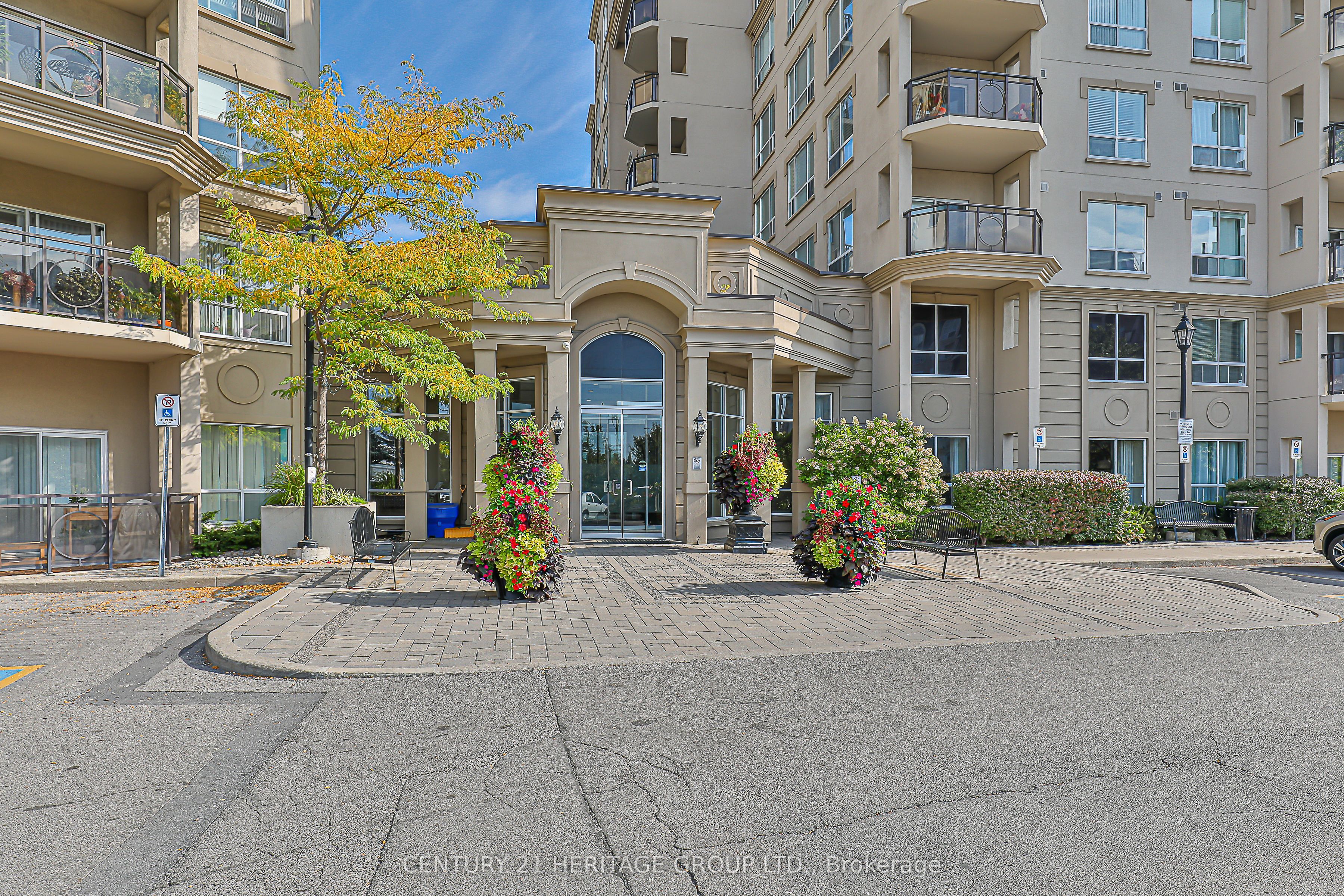 2 Maison Parc Court 414