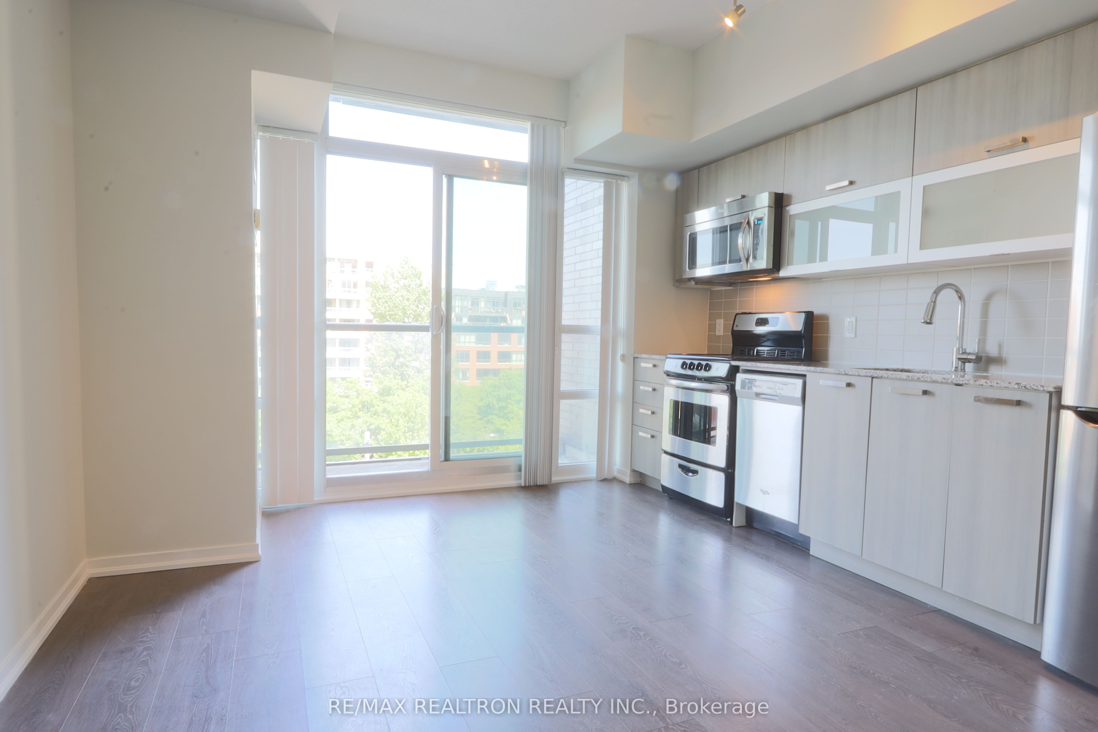 68 Abell Street 647