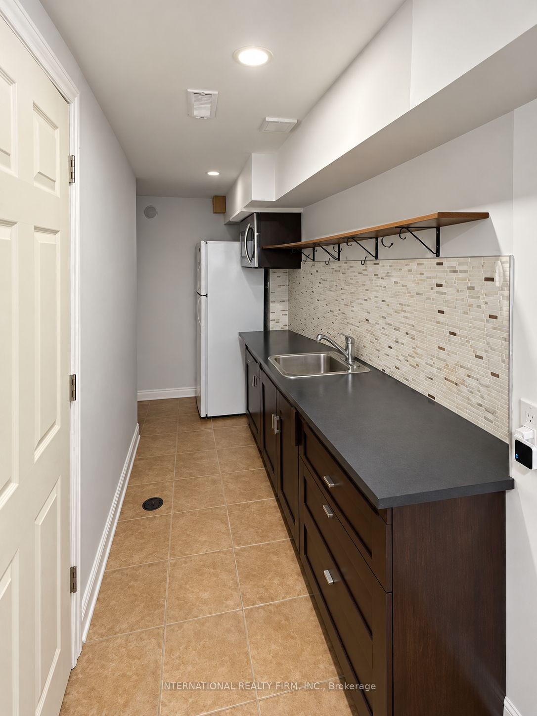 16 Constellation Crescent Basement