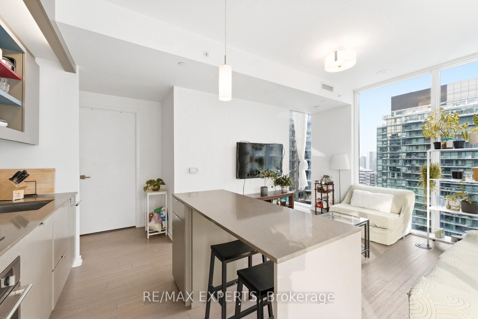 101 Peter Street 3606