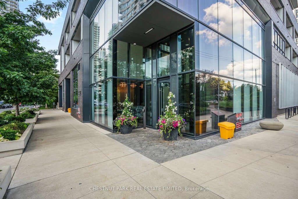 Photo of 11 Lillian Street #1802, Toronto, ON M4S 2H7 (MLS # C13827564)