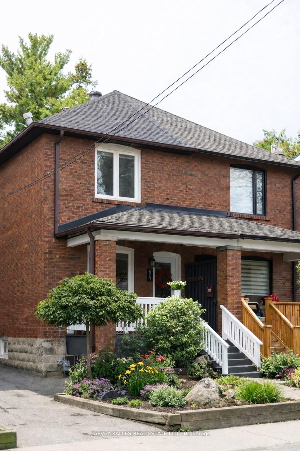 Photo of 683 Hillsdale Avenue E, Toronto, ON M4S 1V4 (MLS # C13093118)