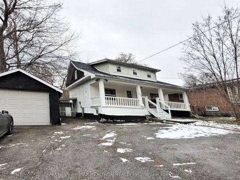 Photo of 185 Steeles Avenue E, Toronto, ON M2M 3Y6 (MLS # C12616646)