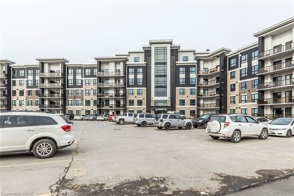 630 Sauve Street 325