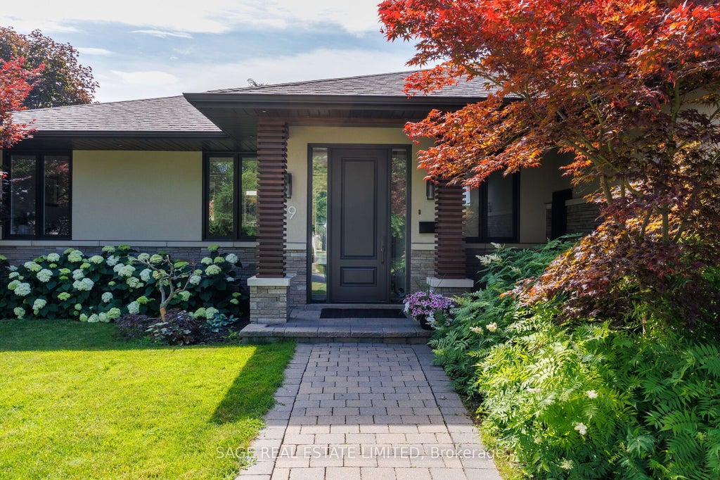 Photo of 19 Oldham Road, Toronto, ON M9A 2B8 (MLS # W13790968)