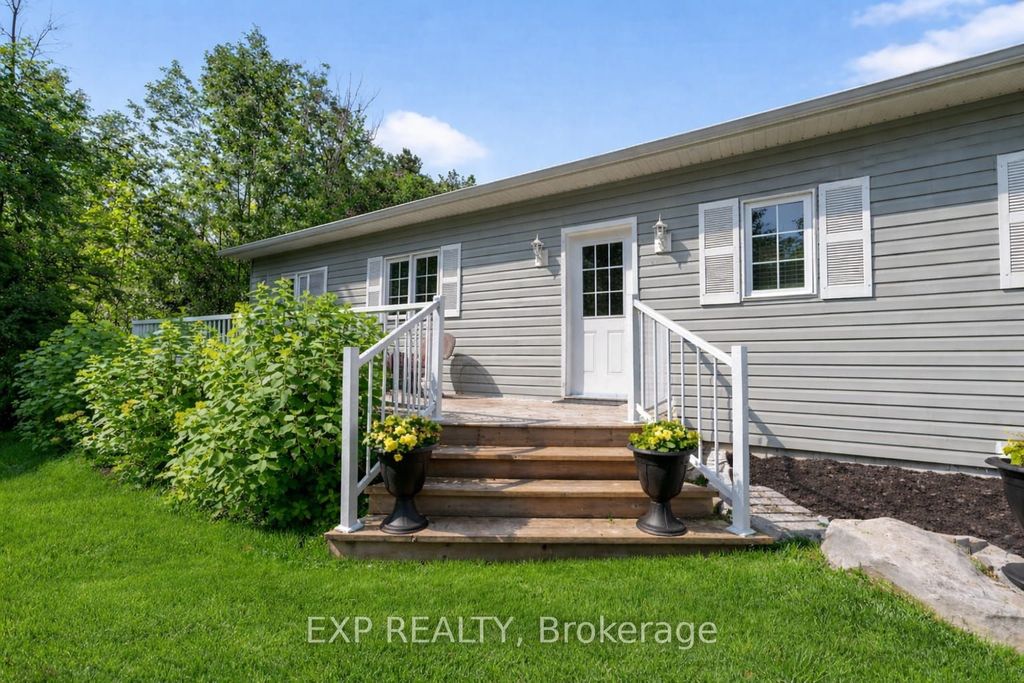 Photo of 92 Tate's Bay Road, Trent Lakes, ON K0M 1A0 (MLS # X12740330)
