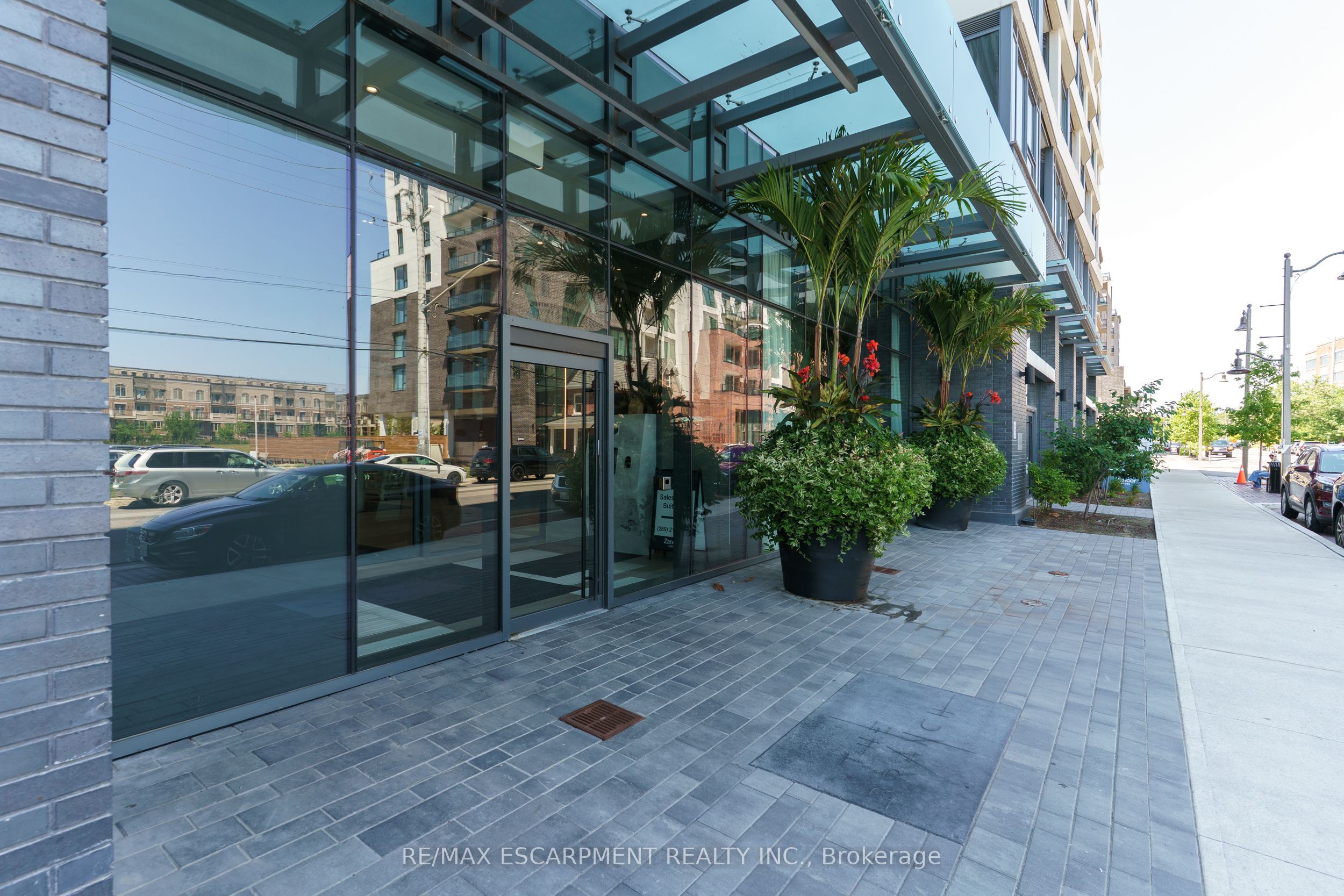 2450 Old Bronte Road 614
