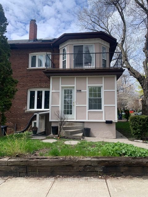 Photo 1 of 10 — 730 Logan Avenue Lower, Toronto, ON M4K 3C6