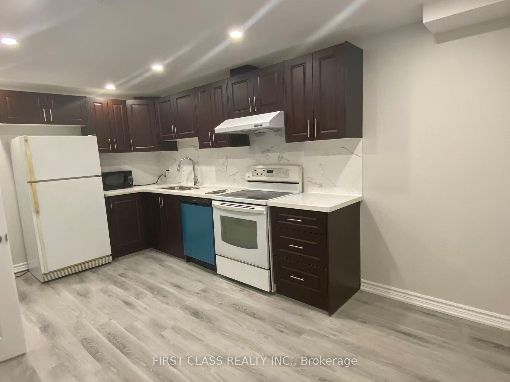 9 Upton Crescent Basement