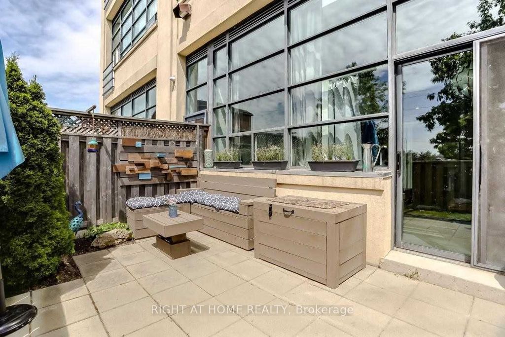 Photo of 1001 Roselawn Avenue #109, Toronto, ON M6B 4M4 (MLS # W12285495)