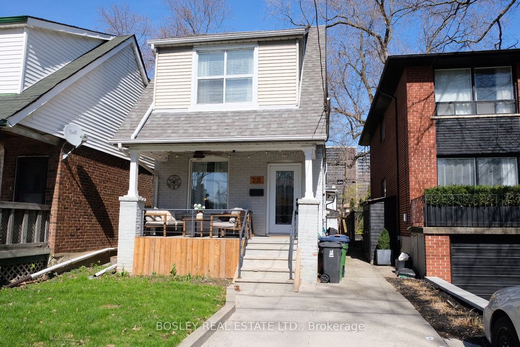 Photo of 231 Chisholm Avenue, Toronto, ON M4C 4V9 (MLS # E12896900)