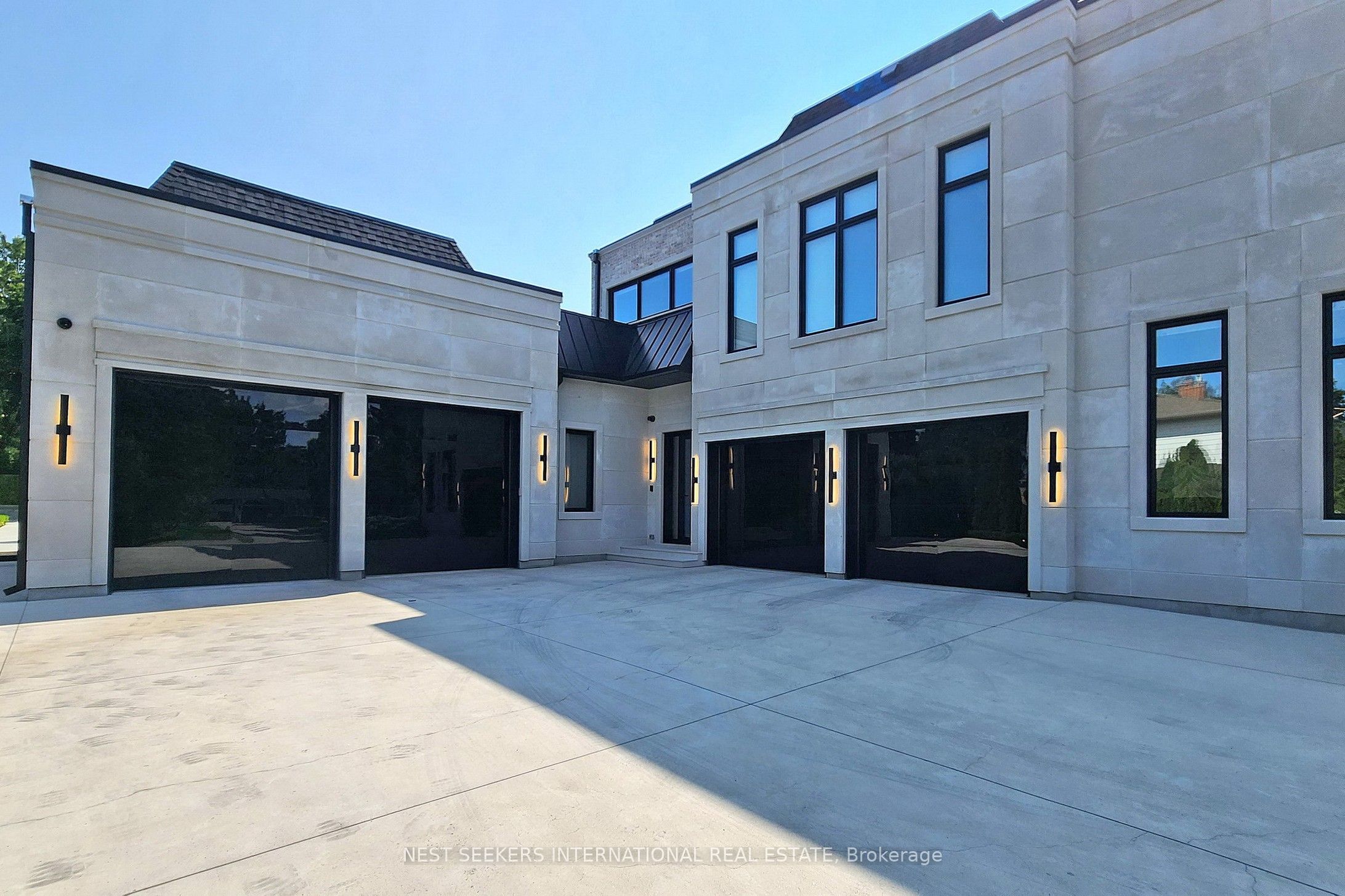 29 Greenside Drive