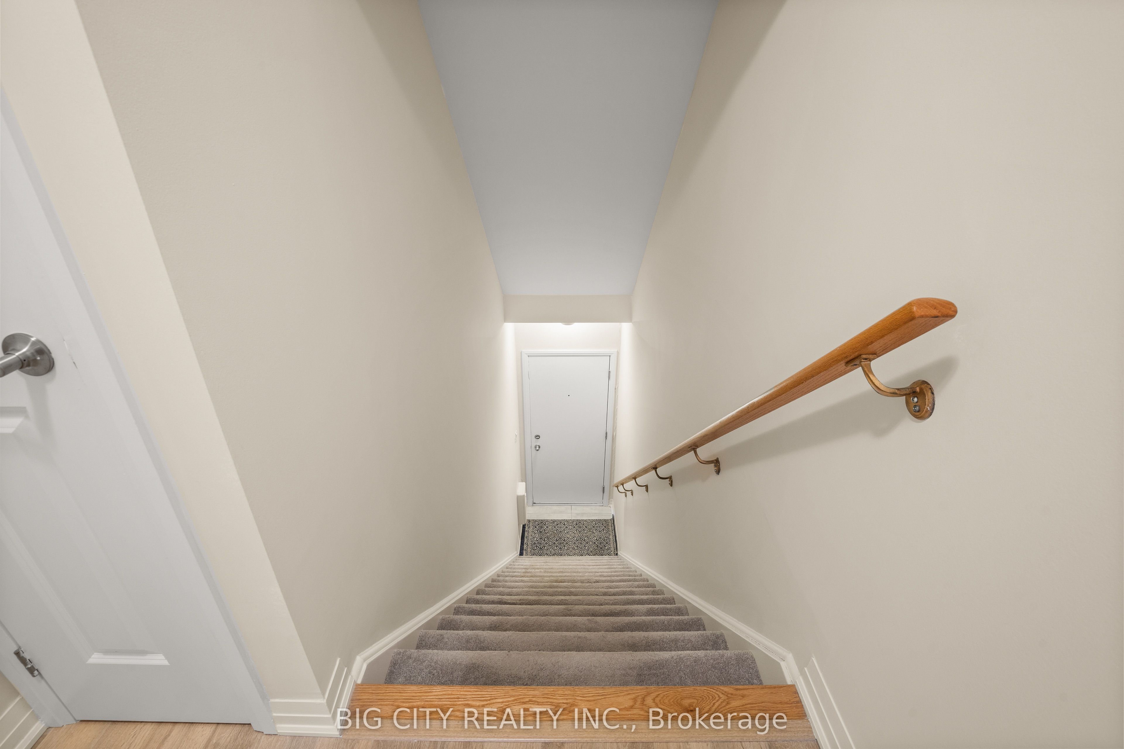 650 Atwater Avenue 4