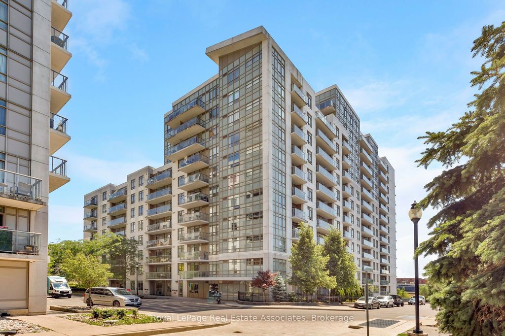 Photo of 812 Lansdowne Avenue #512, Toronto, ON M6H 4K5 (MLS # W13547264)