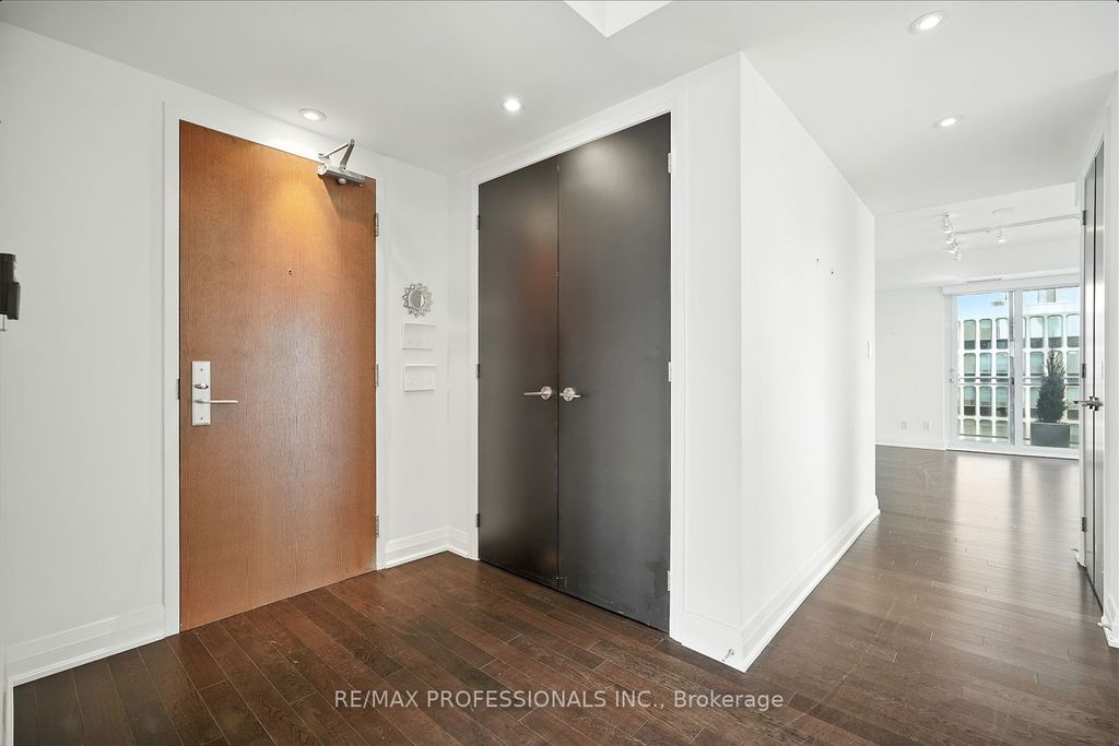 Photo of 1430 Yonge Street #1401, Toronto, ON M4T 1Y6 (MLS # C12335339)