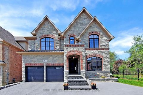 8 Heathmont Court Richmond Hill ON L4E 1C2