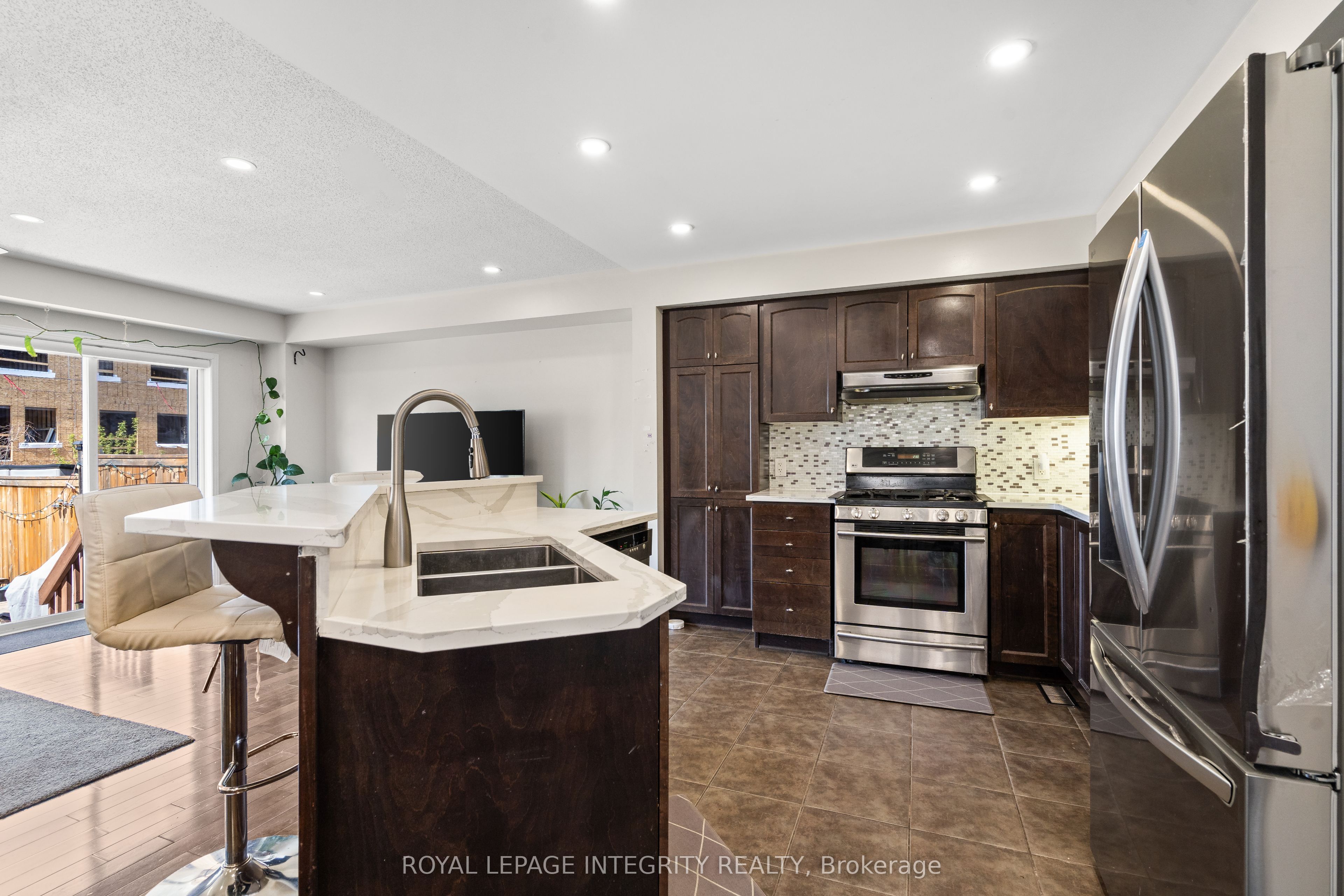 407 Celtic Ridge Crescent