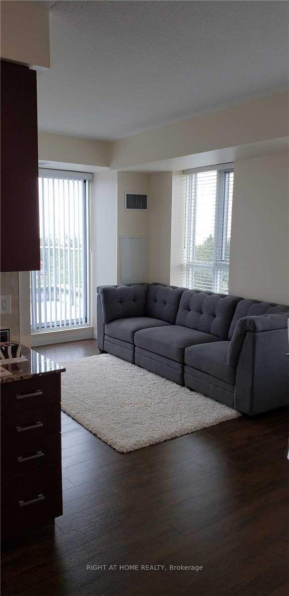 22 East Haven Drive 718