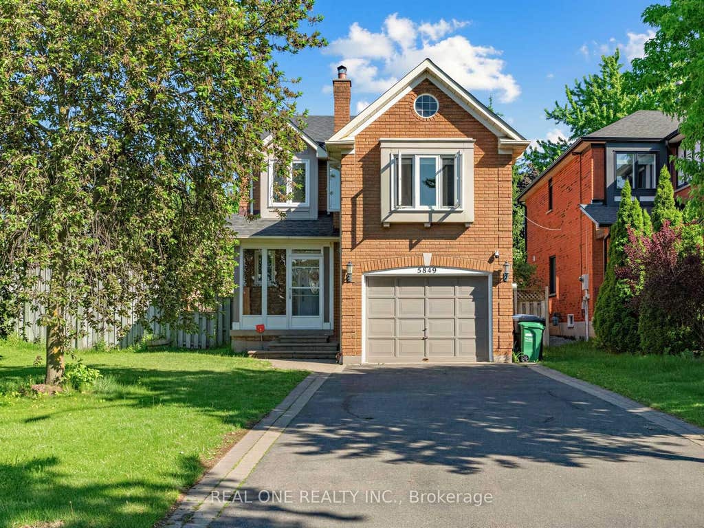 Photo of 5849 Chorley Place, Mississauga, ON L5M 5L7 (MLS # W13238084)